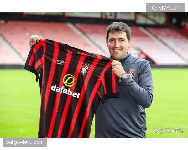 帕克伯恩利新赛季战略布局分析，球队迎来重振之机的趋势判断