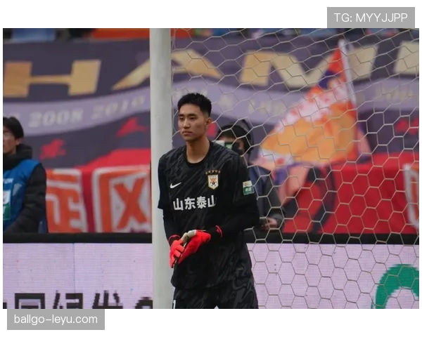 山东泰山豪门地位是否稳固,赛季表现与竞争格局面临阶段性考验 山东泰山豪门地位是否稳固,赛季表现与竞争格局面临阶段性考验