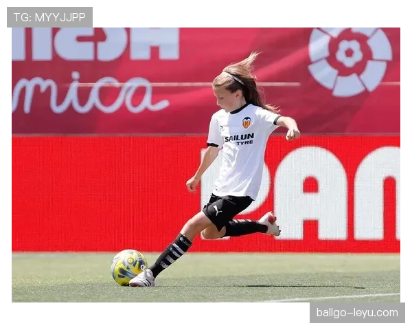 瓦伦西亚财政危机长期影响,对球队阵容稳定与竞争格局产生制约